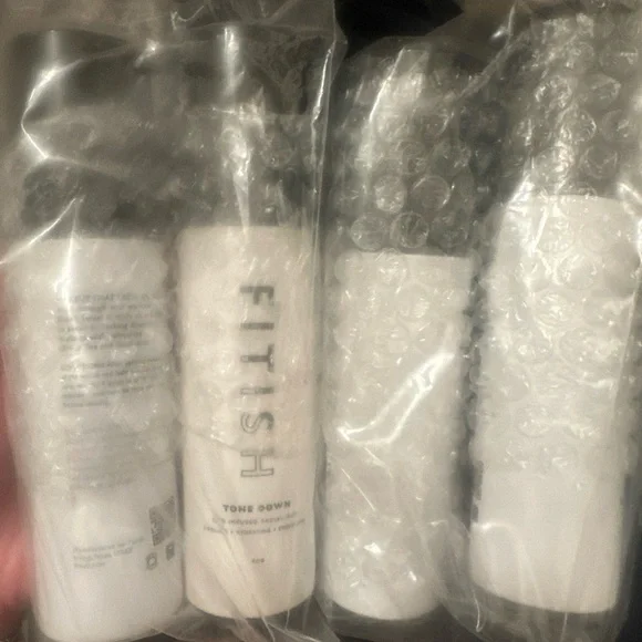 Fitish Don't Sweat It Setting Spray in 4 oz..New in package (set of 4)